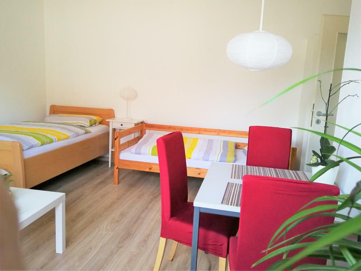 Quiet City-Apt, 4Min City-Center, 18Min Fair Nuernberg!!! Eksteriør bilde